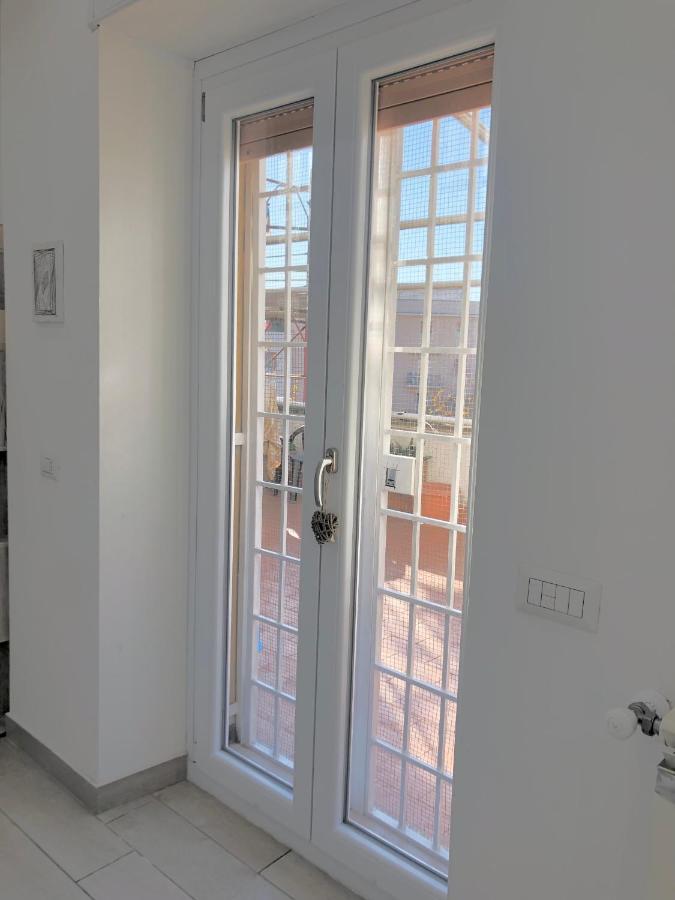 La Terrazza Del Sole Apartman Róma Kültér fotó
